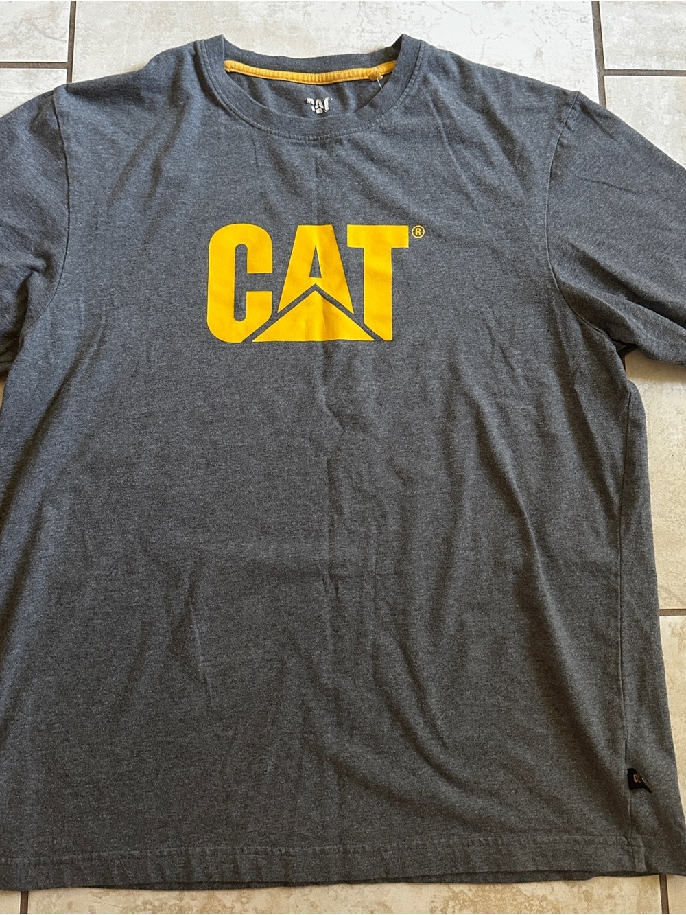 Men’s CAT Logo Short Sleeve Tee